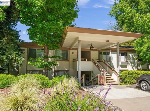 3441 Tice Creek Rd, Walnut Creek, CA 94595