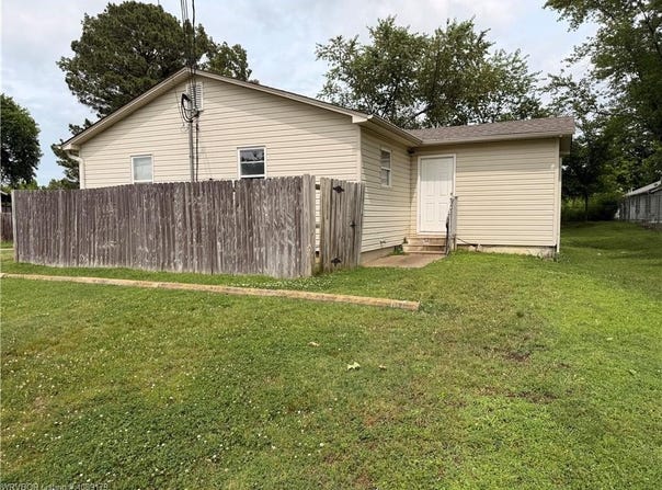 7125 Texas RD, Fort Smith, AR 72914