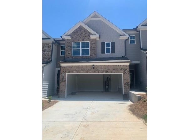 3883 Brookburn Park, Gainesville, GA 30506