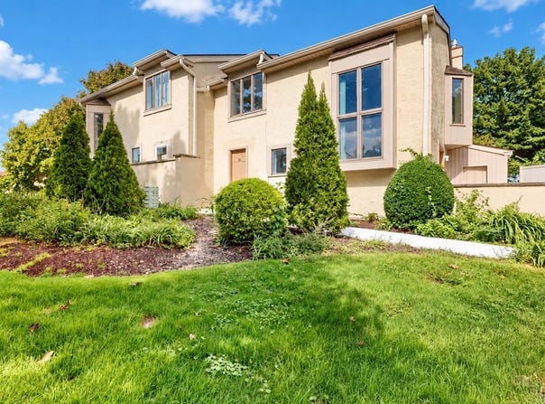 63 BAYVIEW Dr, Somers Point, NJ 08244