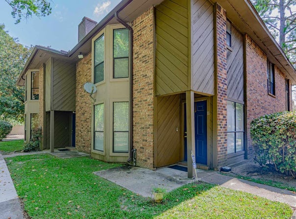 2051 S Brightside View Dr, Baton Rouge, LA 70820