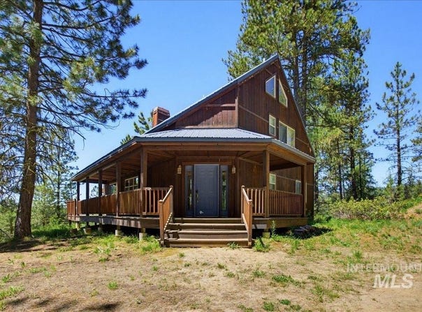 51 Ranch Cir, Cascade, ID 83611