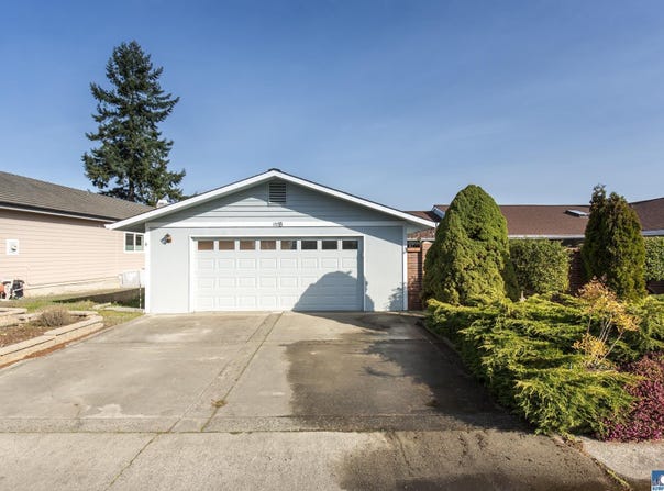 102 Hilltop Dr, Unit B, Sequim, WA 98382