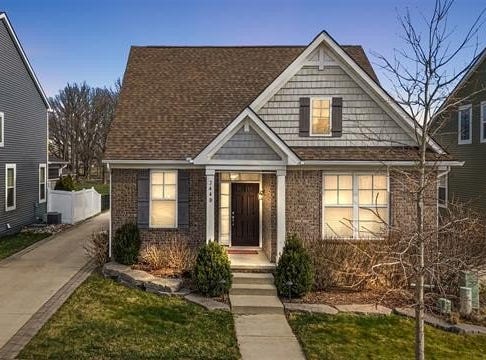 2440 Massoit Road, Royal Oak, MI 48073