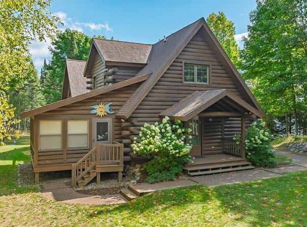 7560 KEPPLER RD, Winchester, WI 54557