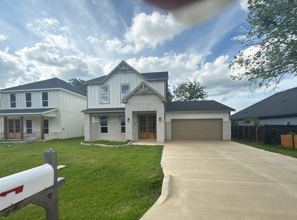 1997 Lakeview Drive, Tool, TX 75143