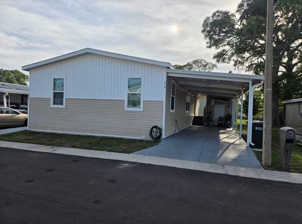7501 142nd Ave N, Largo, FL 33771