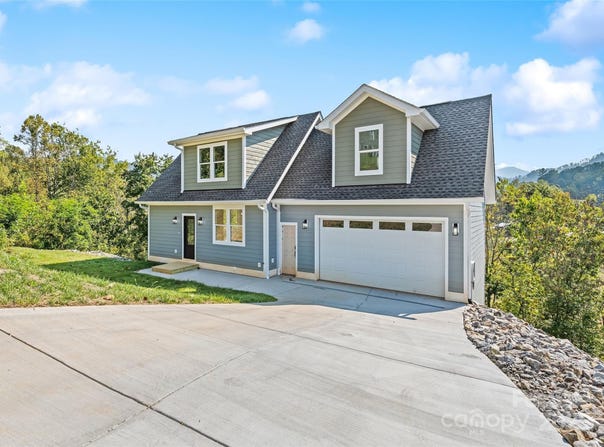148 Amblers Knoll Road, Weaverville, NC 28787