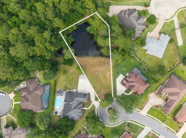 Via Ponte lot: 36, Ocean Springs, MS 39564