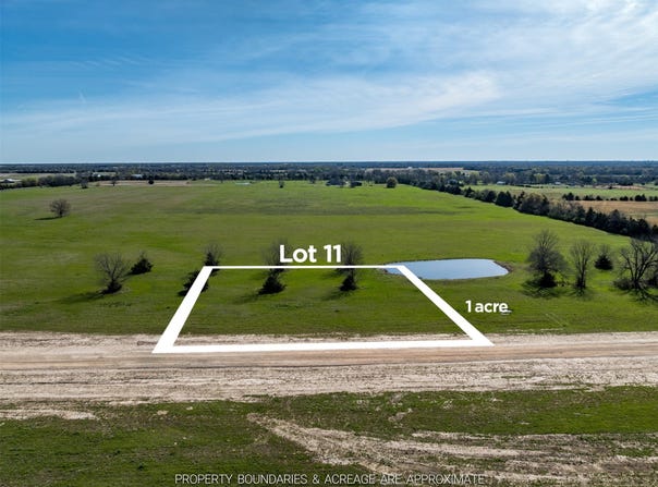 275 Private Road 33263, Sumner, TX 75486