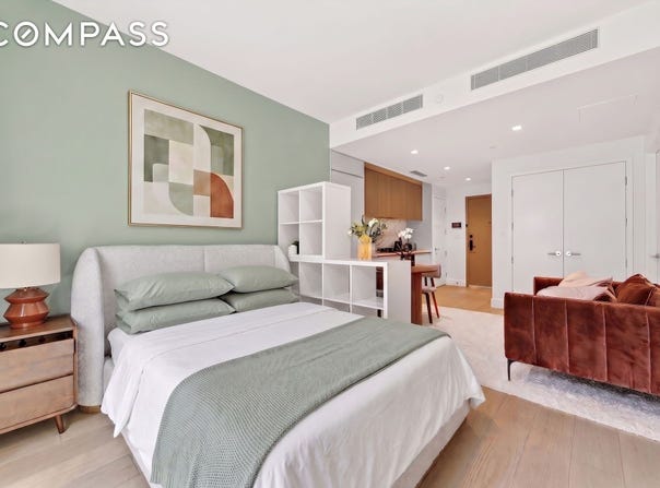 208 Delancey Street, New York, NY 10002