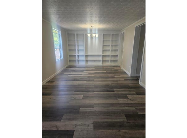 1726 Sunapple Way, Columbus, OH 43232