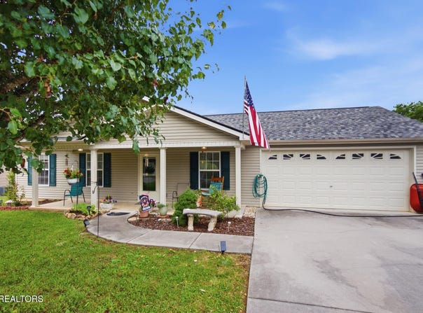 5115 Cedar Knoll Drive, Corryton, TN 37721