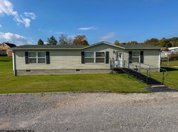 23 Fato Lane, Buckhannon, WV 26201