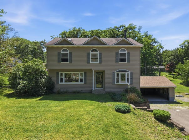 4019 State Route 52, Pine Bush, NY 12566