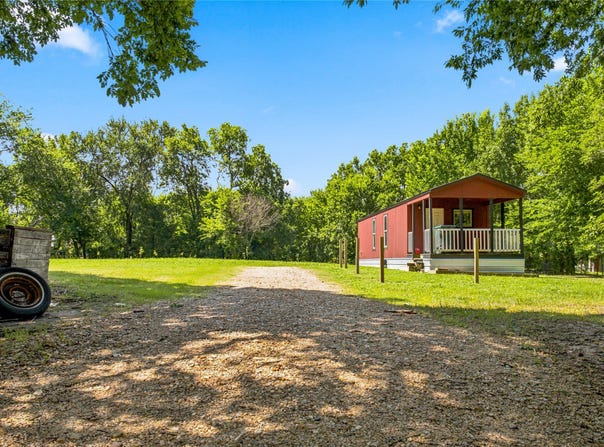 740 E Marshall Avenue, Cooper, TX 75432