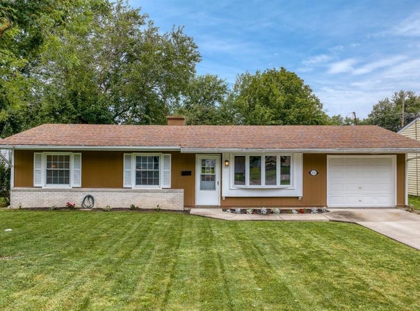 2121 Fallen Timber Drive, Sandusky, OH 44870