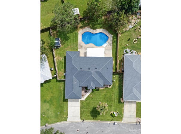 2266 Liberty Loop Rd, Cantonment, FL 32533