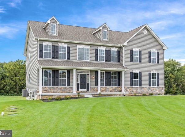 31 SUMMIT DRIVE, SMYRNA, DE 19977