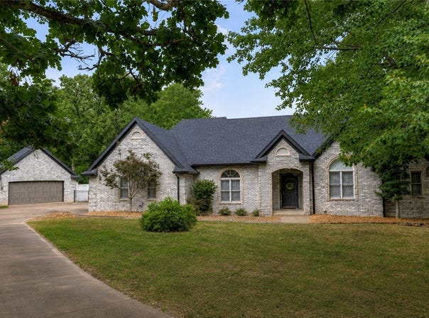 7 Deer Run, Joplin, MO 64804