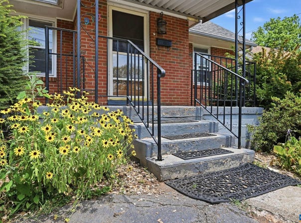 913 DRUID AVE, CHARLOTTESVILLE, VA 22902