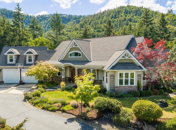 9220 Yank Gulch Road, Talent, OR 97540