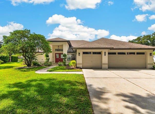 16506 LONGLEAT Drive, LUTZ, FL 33549
