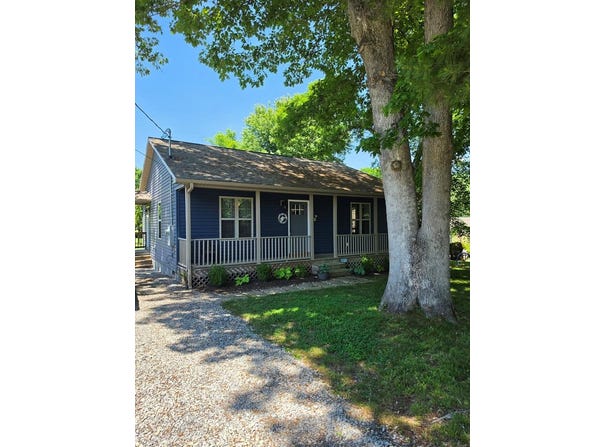 155 Ashley Rd, DANIELS, WV 25832