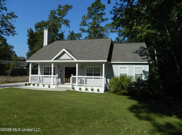 84100 Op La Way, Diamondhead, MS 39525