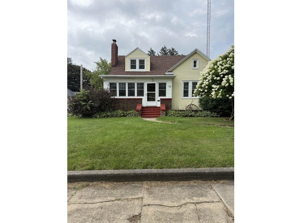 73 N Sunset Avenue, FREEPORT, IL 61032