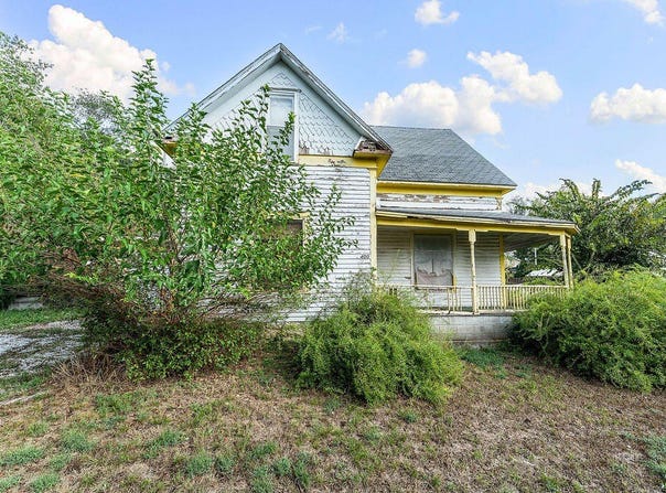 400 1st Street, Anderson, MO 64831