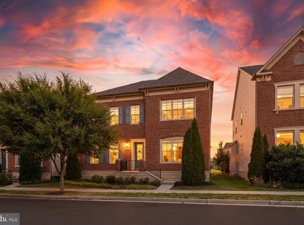 20624 HOLYOKE DR, ASHBURN, VA 20147