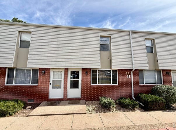 221 Chestnut St, Windsor, CO 80550