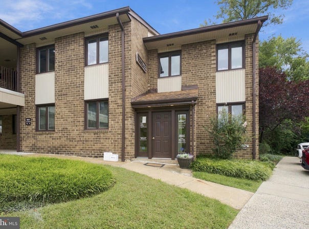 2917 HUNTER MILL Road, OAKTON, VA 22124