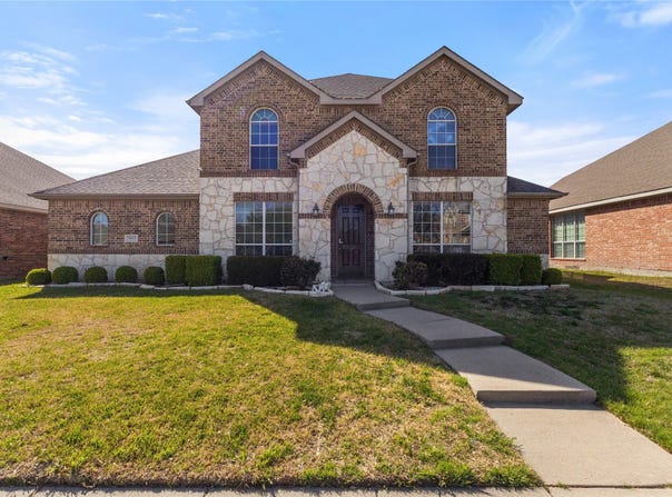7013 Bickers Drive, Rowlett, TX 75089