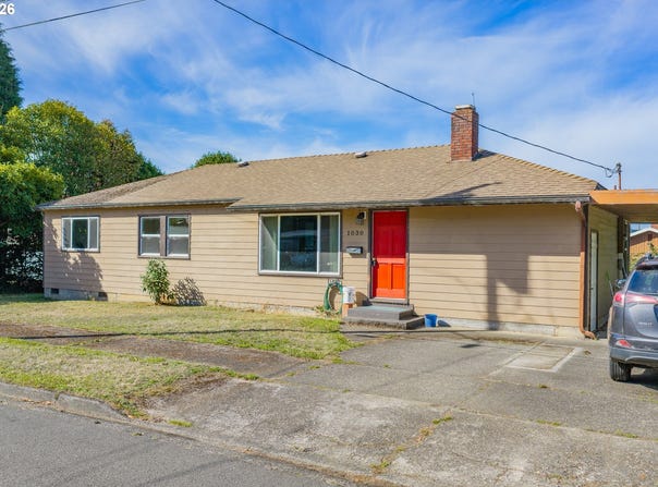 1030 MYRTLE CREST Ln, MyrtlePoint, OR 97458