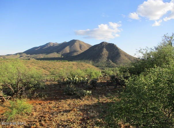 164 Circulo Frutas, Rio Rico, AZ 85648