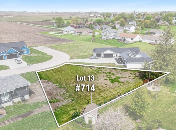 714 Westview Drive, Dysart, IA 52224