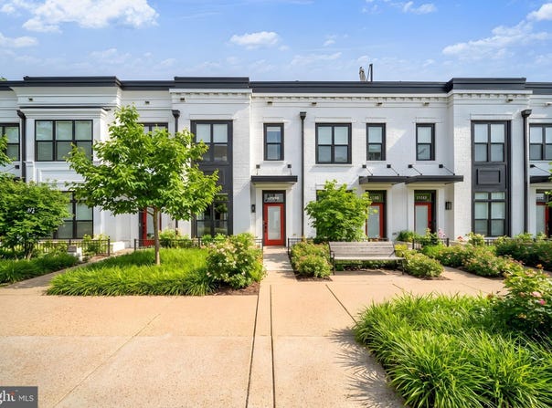 11326 EMERALD PARK Road, POTOMAC, MD 20854