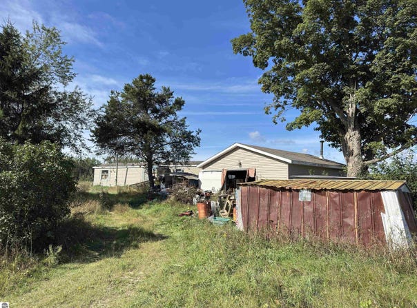 2190 S 23 Road, Boon, MI 49618