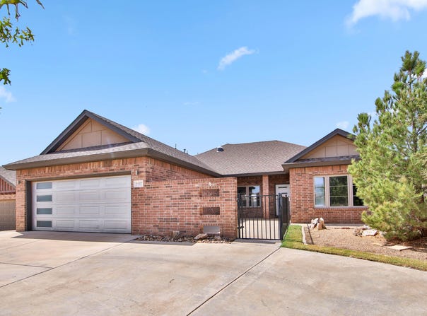 2107 101st Street, Lubbock, TX 79423