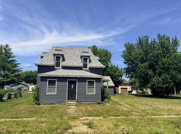 206 W 2ND ST, Calumet, IA 51009