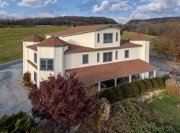 45 Castle Ct, Fairfield, VA 24435