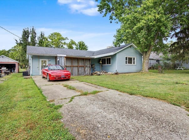 206 Park Street, Cornell, IL 61319