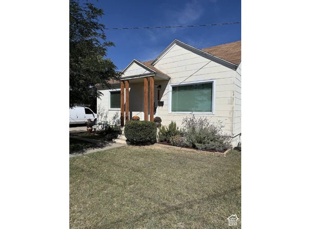 2086 W 5600 S, Roy, UT 84067