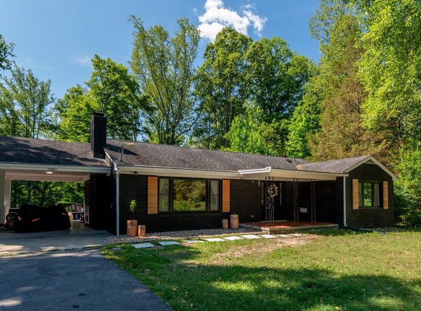 12081 LAPLATA Road, WALDORF, MD 20602
