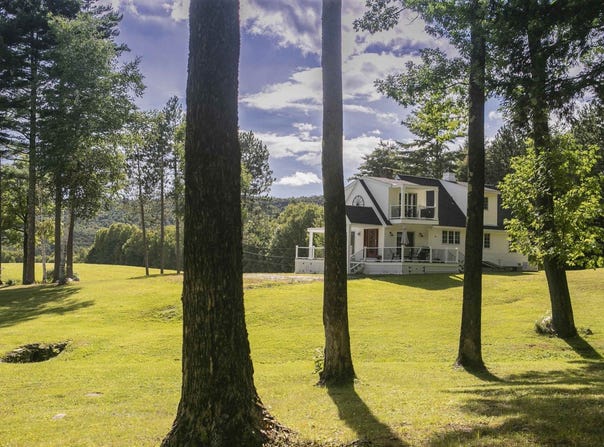 60 Whites Hill Road, Dover, VT 05356