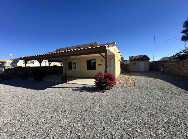 13727 E 49 Street, Yuma, AZ 85367