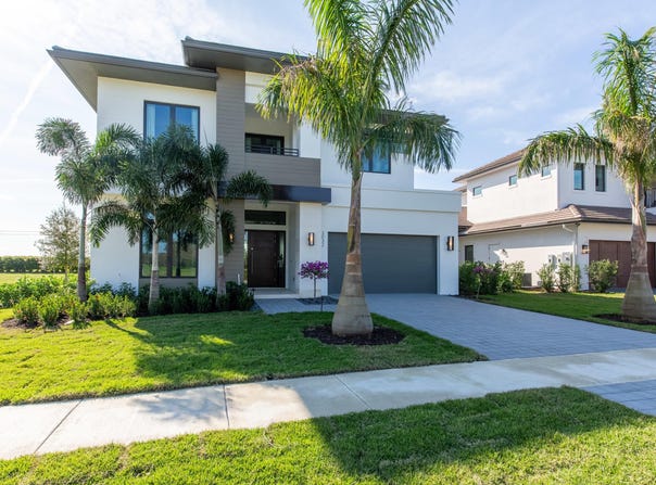 3032 BLUE CYPRESS Lane, Wellington, FL 33414
