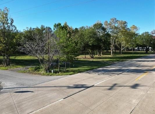 140 County Road 838, Buna, TX 77612